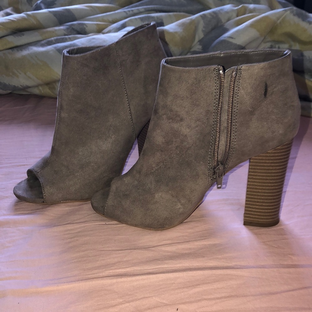 Booties! - Picture 3 of 4